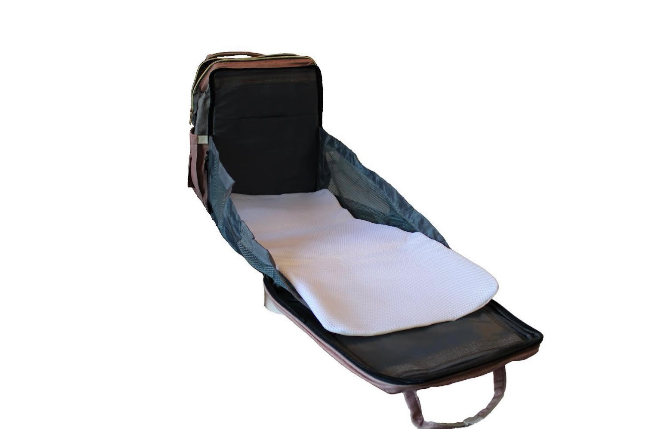 Wickeltasche mit Bettfunktion